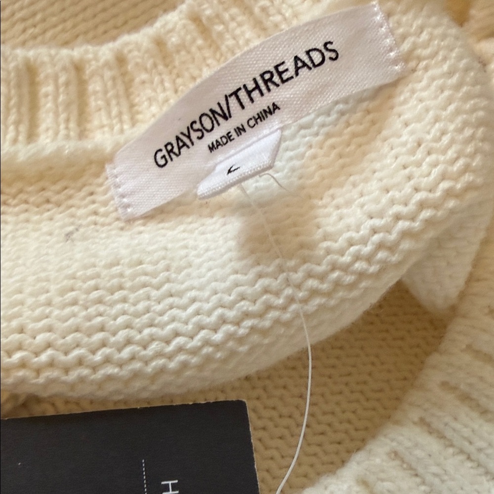Grayson Threads USA Graphic Cream Cable Knit Cropped Sweater Large - Picture 5 of 6